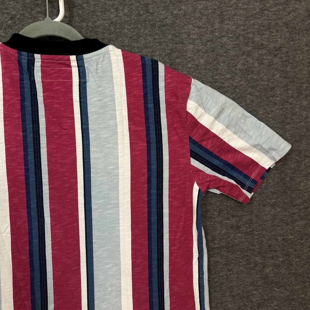 VTG 90 Guess Vertical Striped Embroidered Spellout Short Sleeve Shirt Size Small - Picture 8 of 14